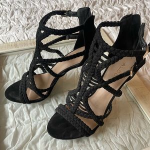 Black Aldo Heels